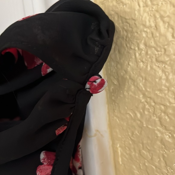 Roz & Ali Floral V-Neck Blouse w/Multi-Slit Chiffon Sleeves - Size 2X - Picture 6 of 10